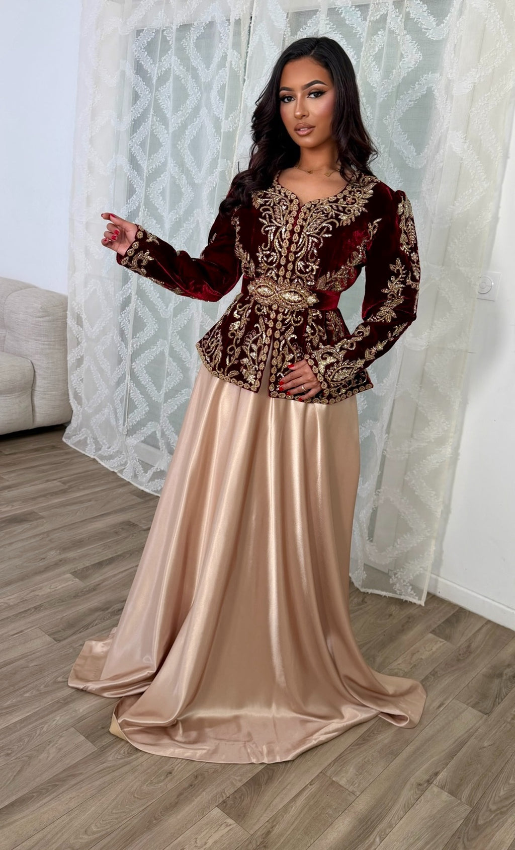 Karakou set Jenny