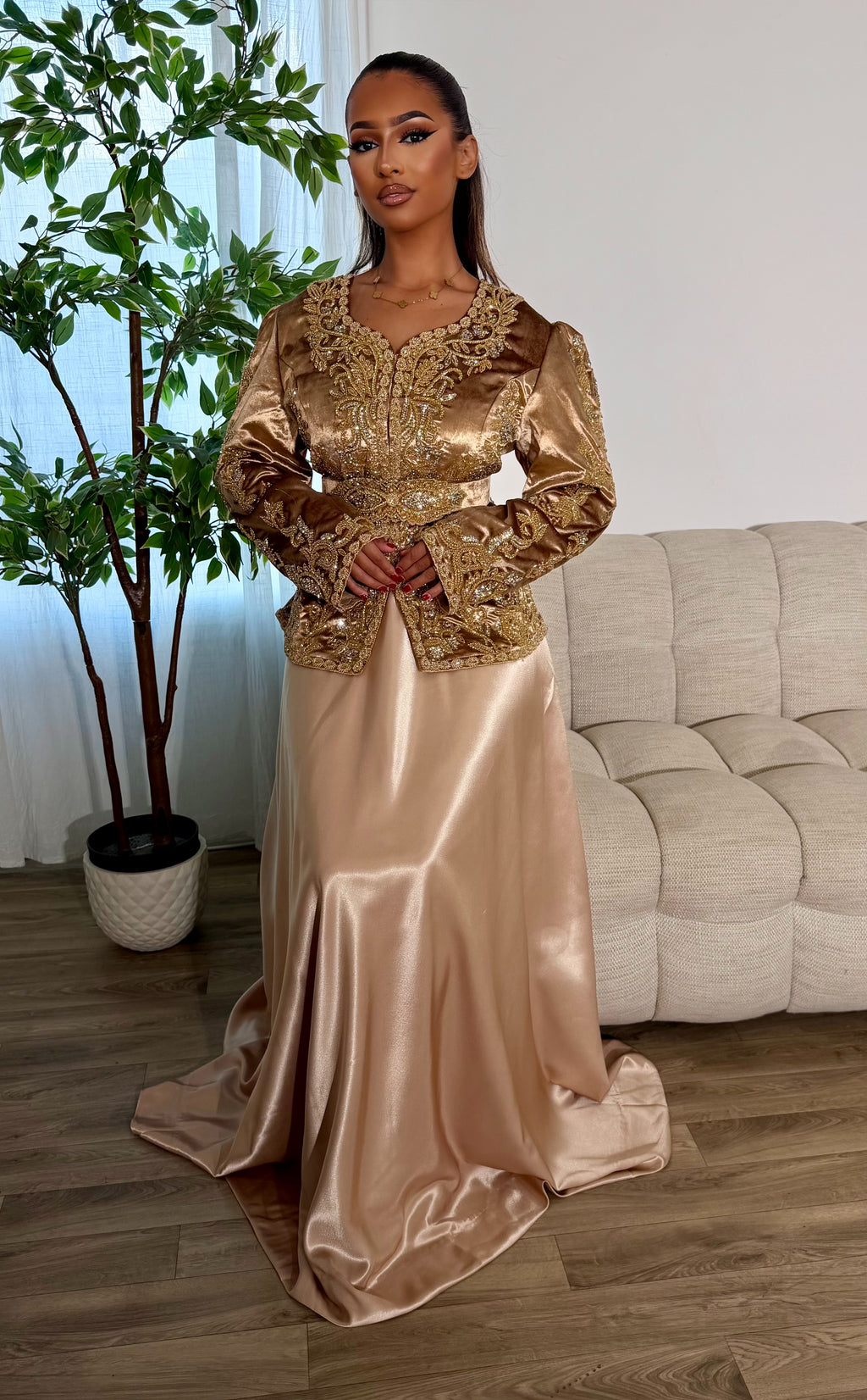 Karakou set Jenny