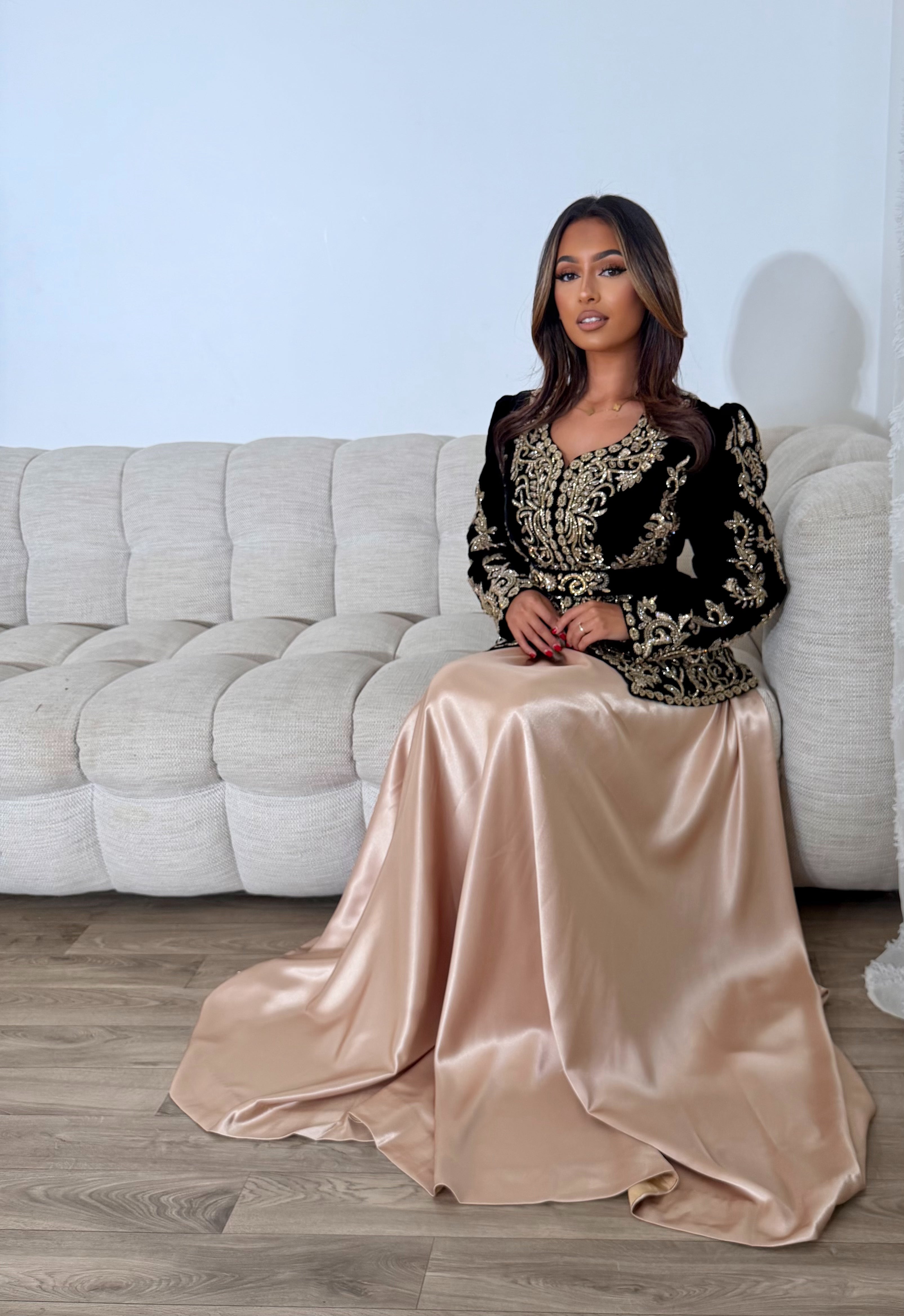 Karakou set Jenny